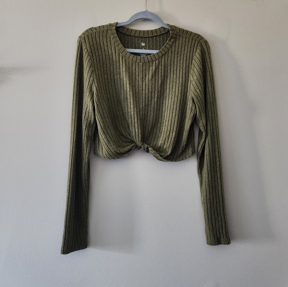 SO Tops - SO Olive Green Ribbed Crop Top Sweater Size Large Cute Casual Shirt Long Sleeve